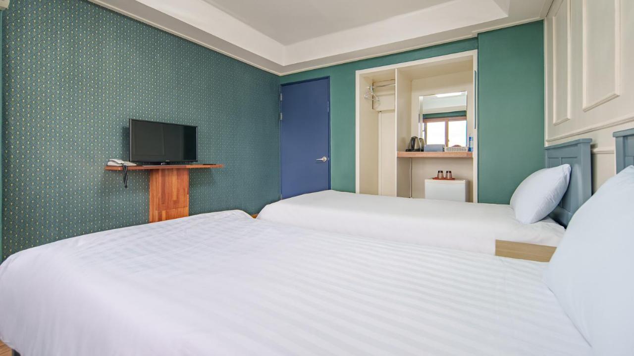 Hiker Hotel Чеджудо Экстерьер фото